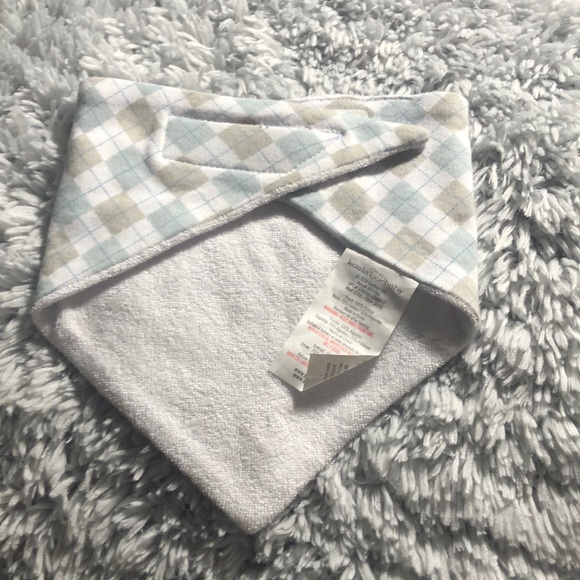 Handkerchief custom bib - Picture 2 of 2